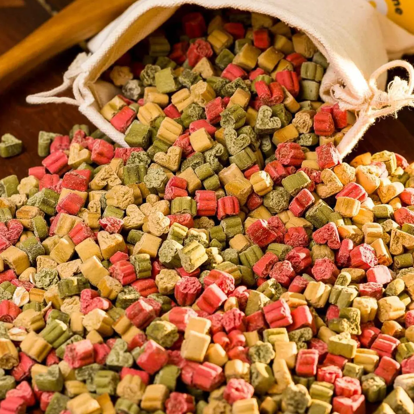 The Golden Bone Bakery Golden Bone Bakery 3-Flavour Party Mix Dog Training Treats 280g Sale