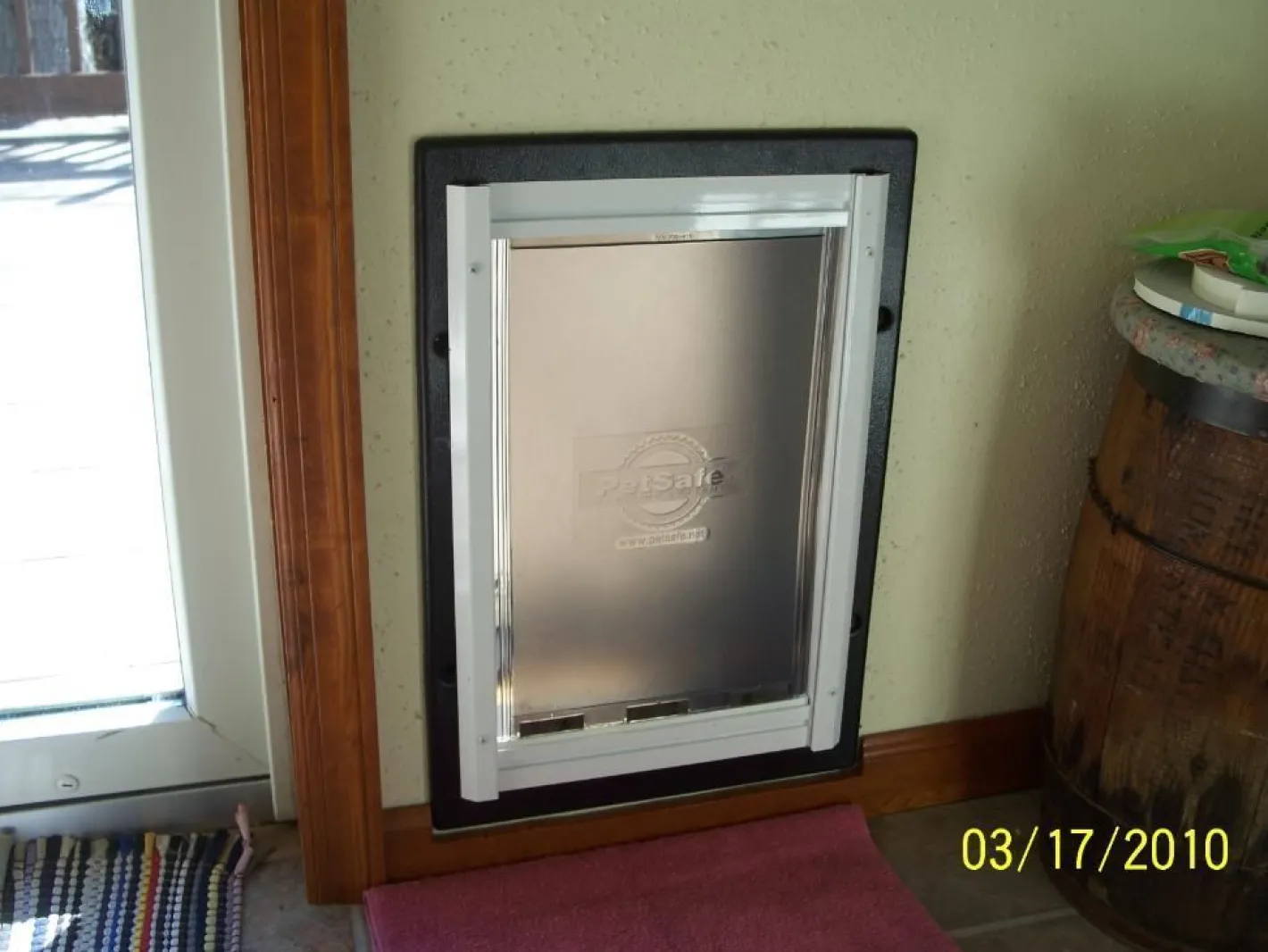 PetSafe Staywell Aluminium Pet Door for Wooden Doors and Walls - includes Flexible Flap Best